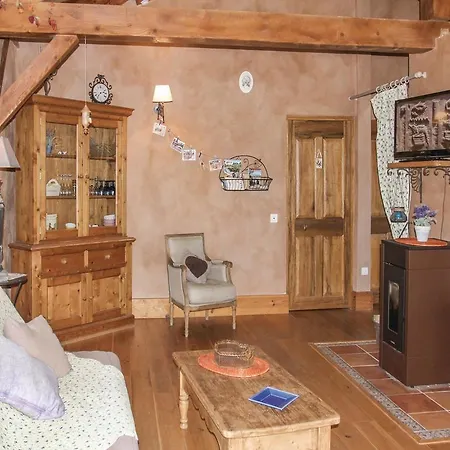 Tatil Evi Six-bedroom Holiday In Savasse